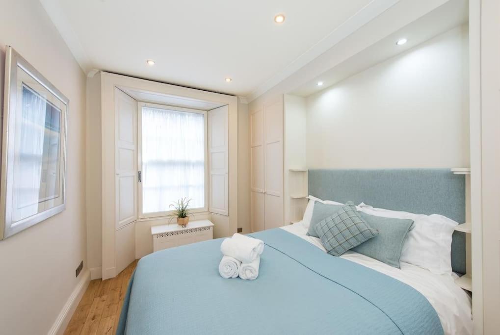 Self Catering , City Centre Apartment With Parking Edimburgo Exterior foto